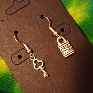 Lock 🔒 and Key 🗝️ Themed Mismatched Silvertone Charm Earrings
